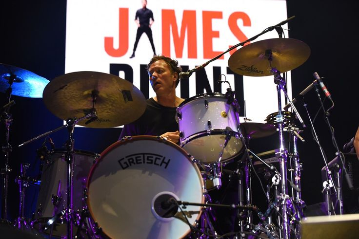 Ed Sheeran And James Blunt At The American Airlines Arena Slideshow 